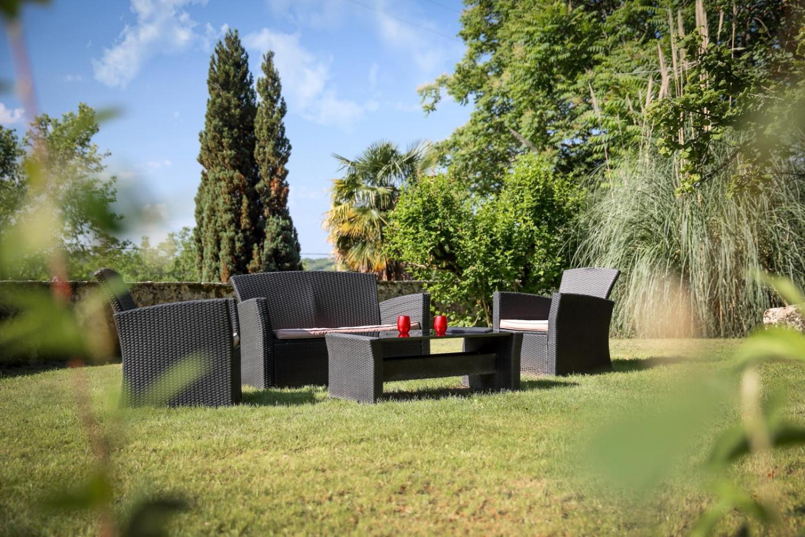 Boutique-Hotel Restaurant L'Atelier D'Epicure Logis Castels Esterno foto