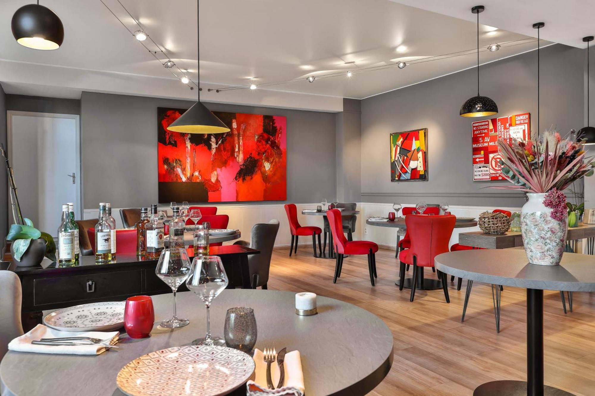 Boutique-Hotel Restaurant L'Atelier D'Epicure Logis Castels Esterno foto